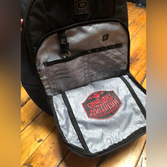 Ogio backpack laptop bag, Southern Comfort - Picture 8 of 10